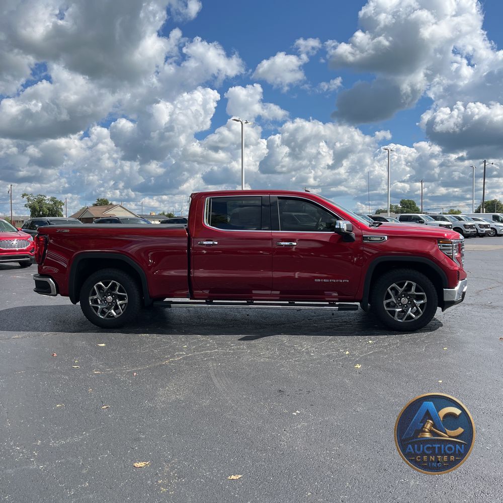 2024 GMC Sierra 1500 SLT