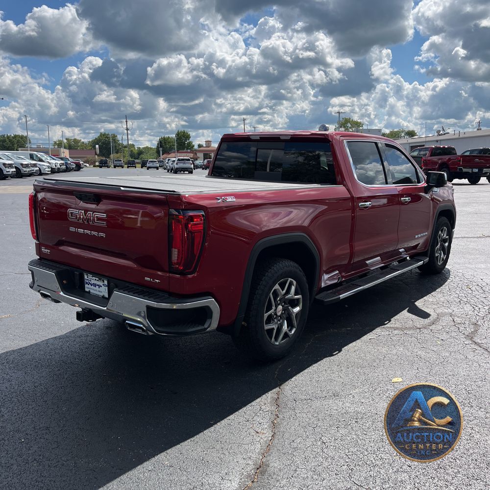 2024 GMC Sierra 1500 SLT