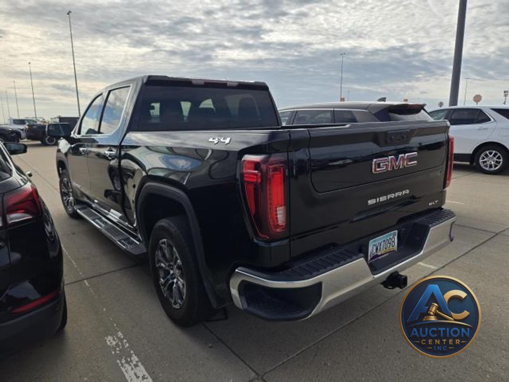 2024 GMC Sierra 1500 SLT