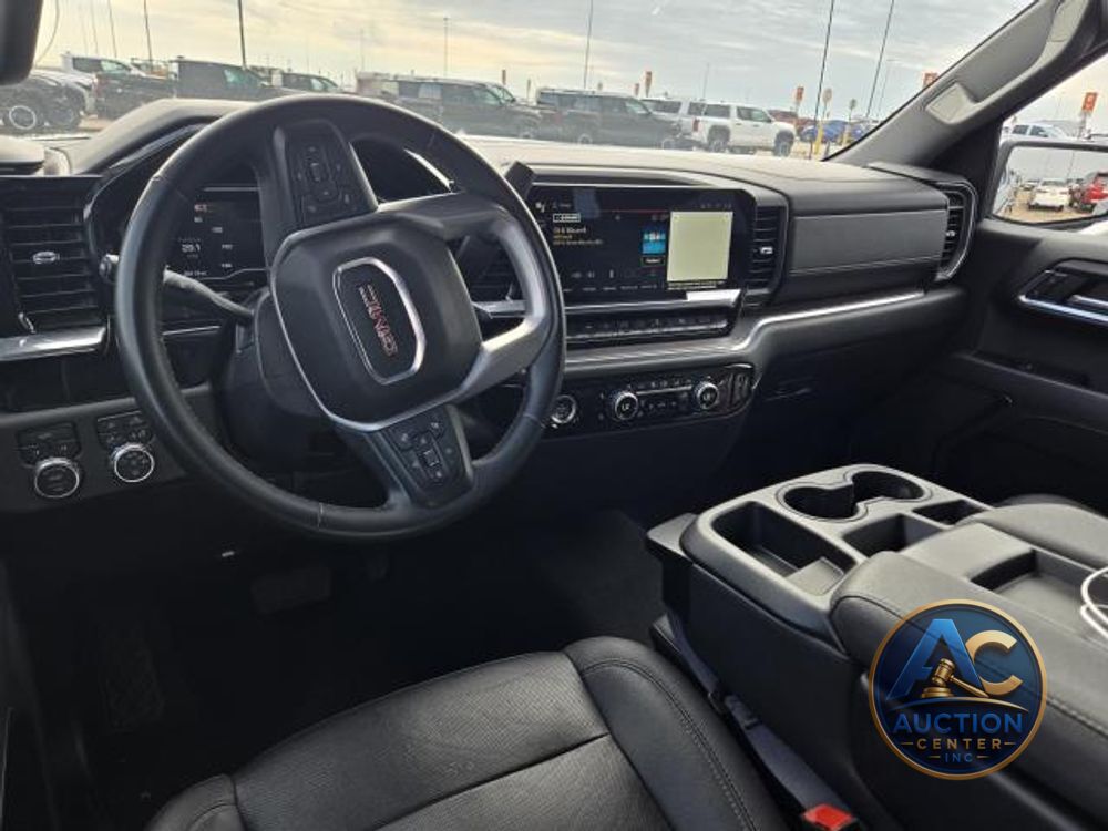2024 GMC Sierra 1500 SLT