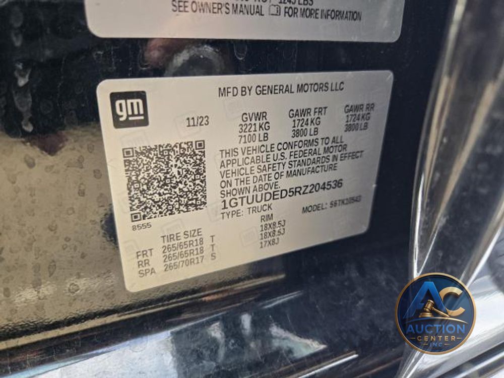 2024 GMC Sierra 1500 SLT