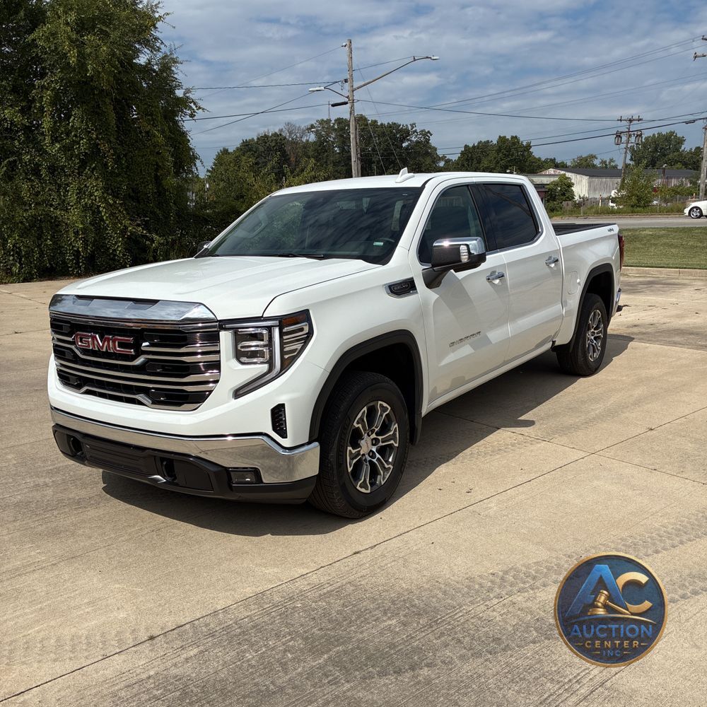 2025 GMC Sierra 1500 SLT