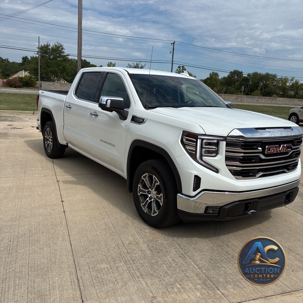 2025 GMC Sierra 1500 SLT
