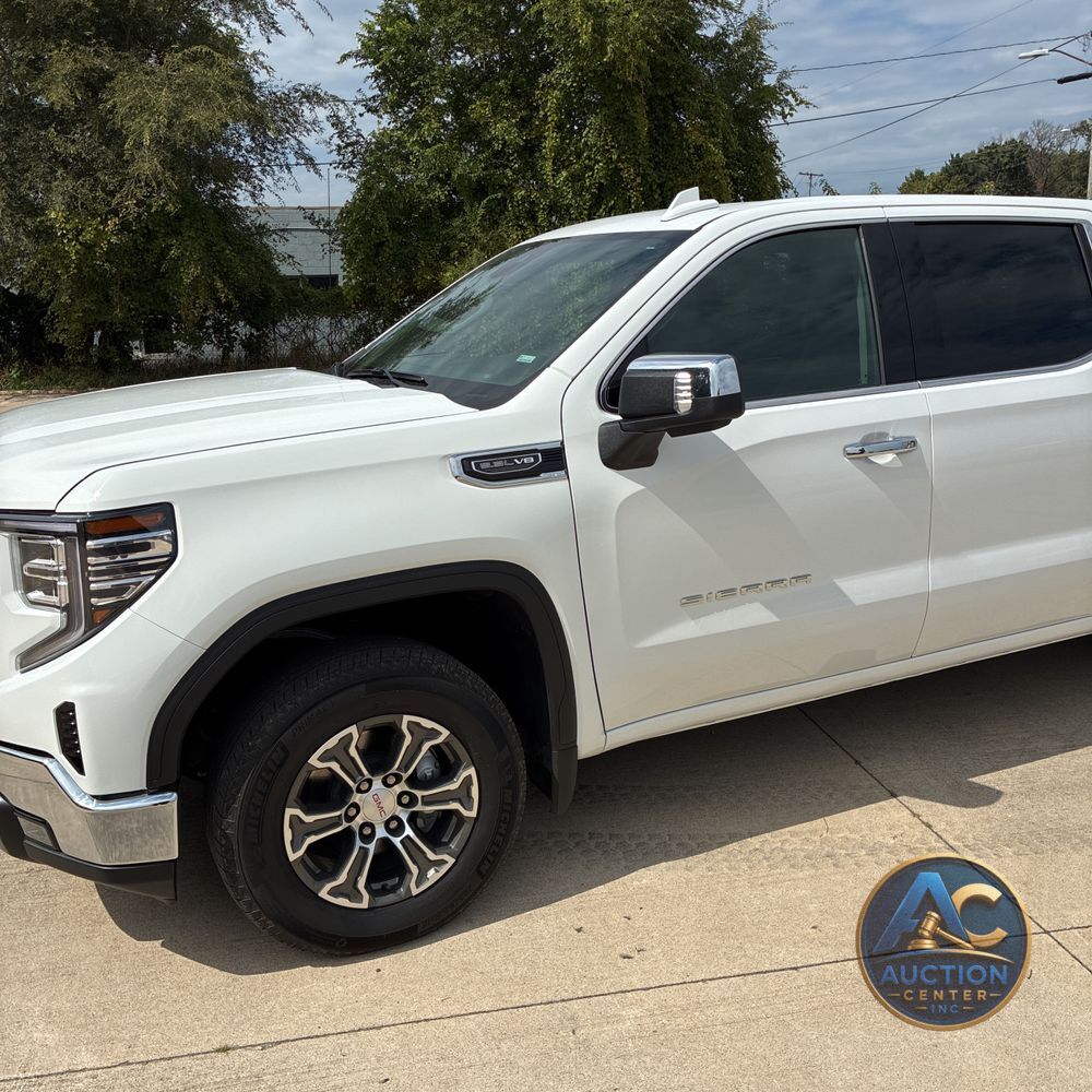 2025 GMC Sierra 1500 SLT