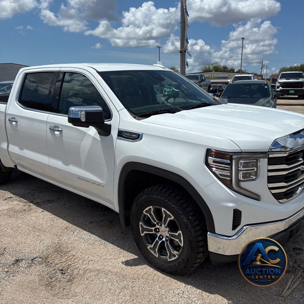 2024 GMC Sierra 1500 SLT