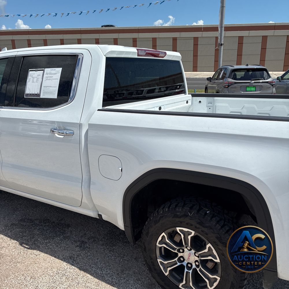 2024 GMC Sierra 1500 SLT