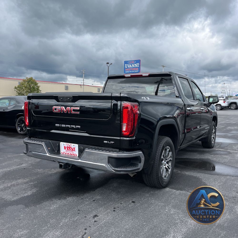 2025 GMC Sierra 1500 SLT