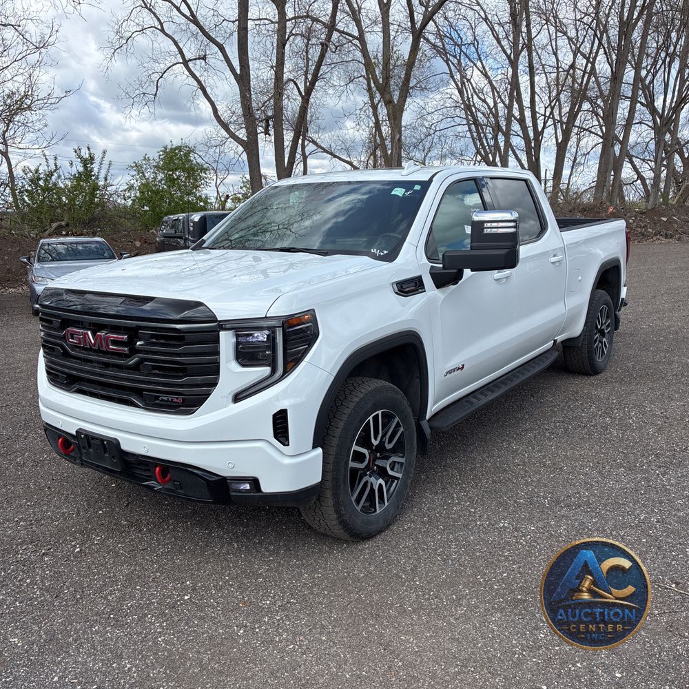 2025 GMC Sierra 1500 AT4
