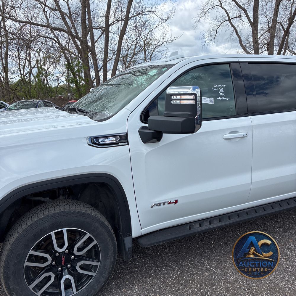 2025 GMC Sierra 1500 AT4