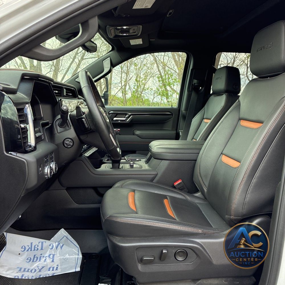 2025 GMC Sierra 1500 AT4