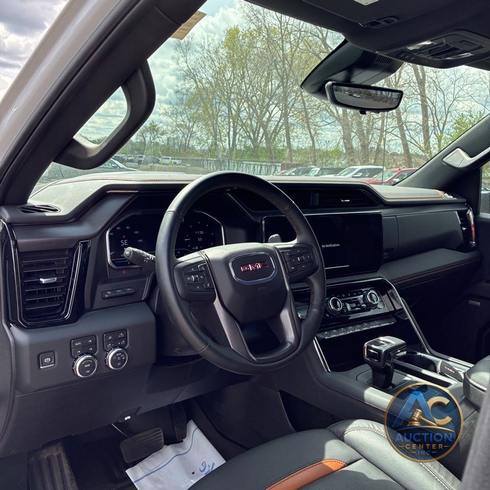 2025 GMC Sierra 1500 AT4