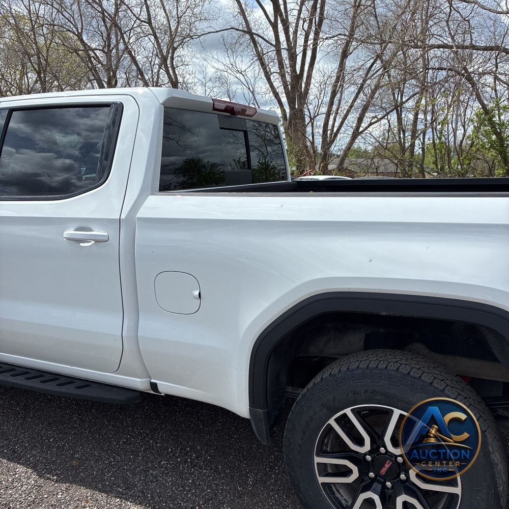 2025 GMC Sierra 1500 AT4