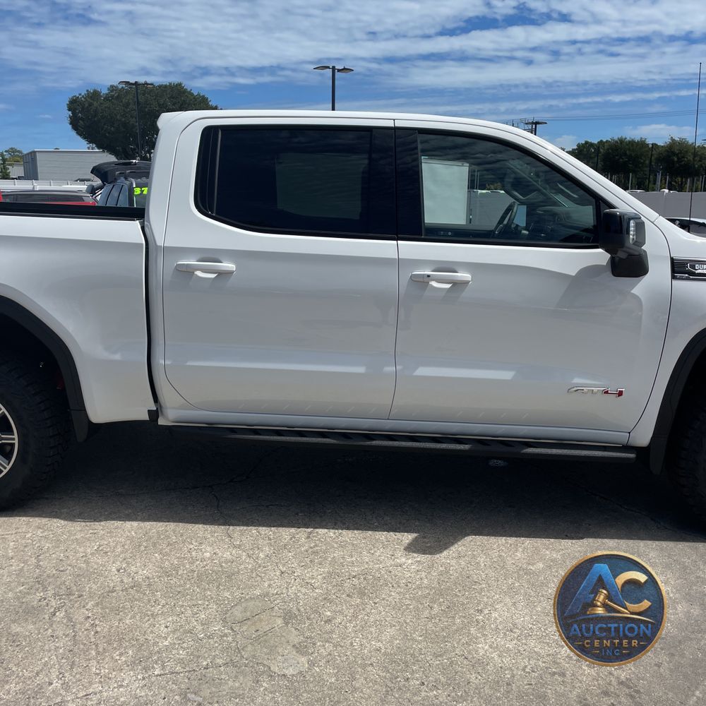 2024 GMC Sierra 1500 AT4