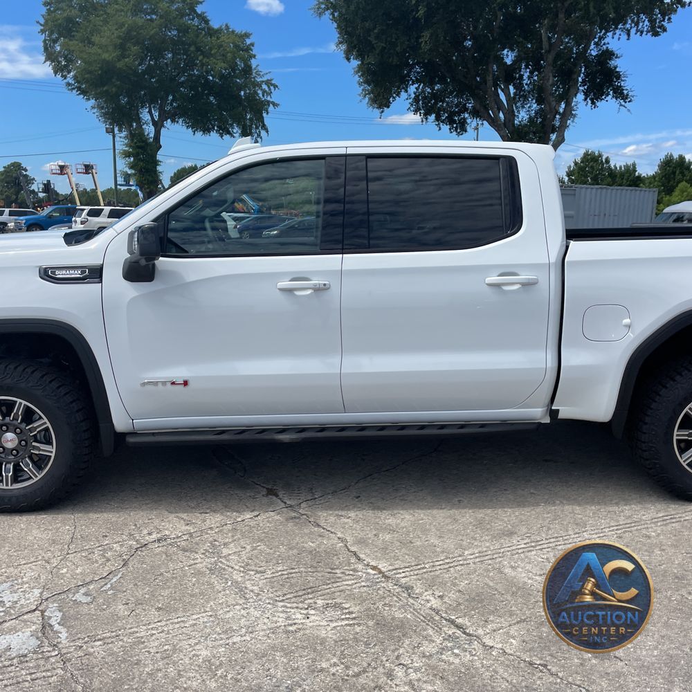 2024 GMC Sierra 1500 AT4