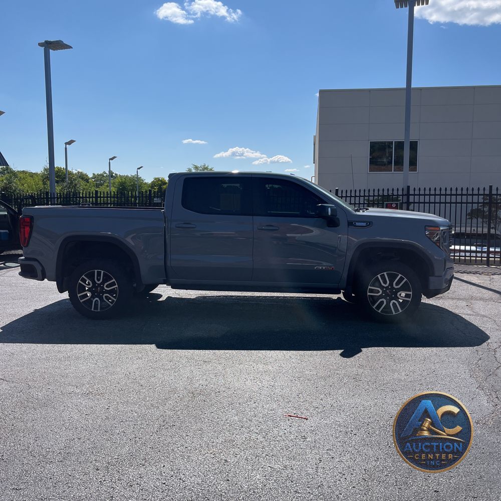 2024 GMC Sierra 1500 AT4