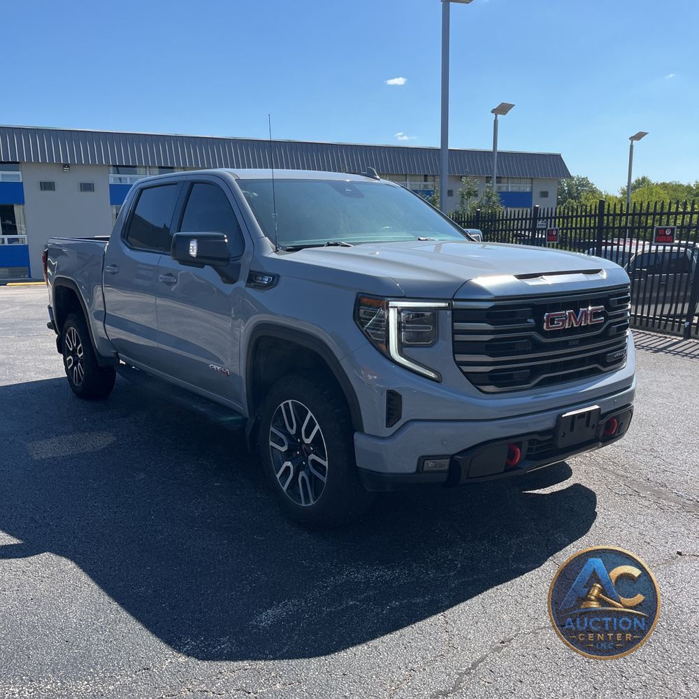2024 GMC Sierra 1500 AT4
