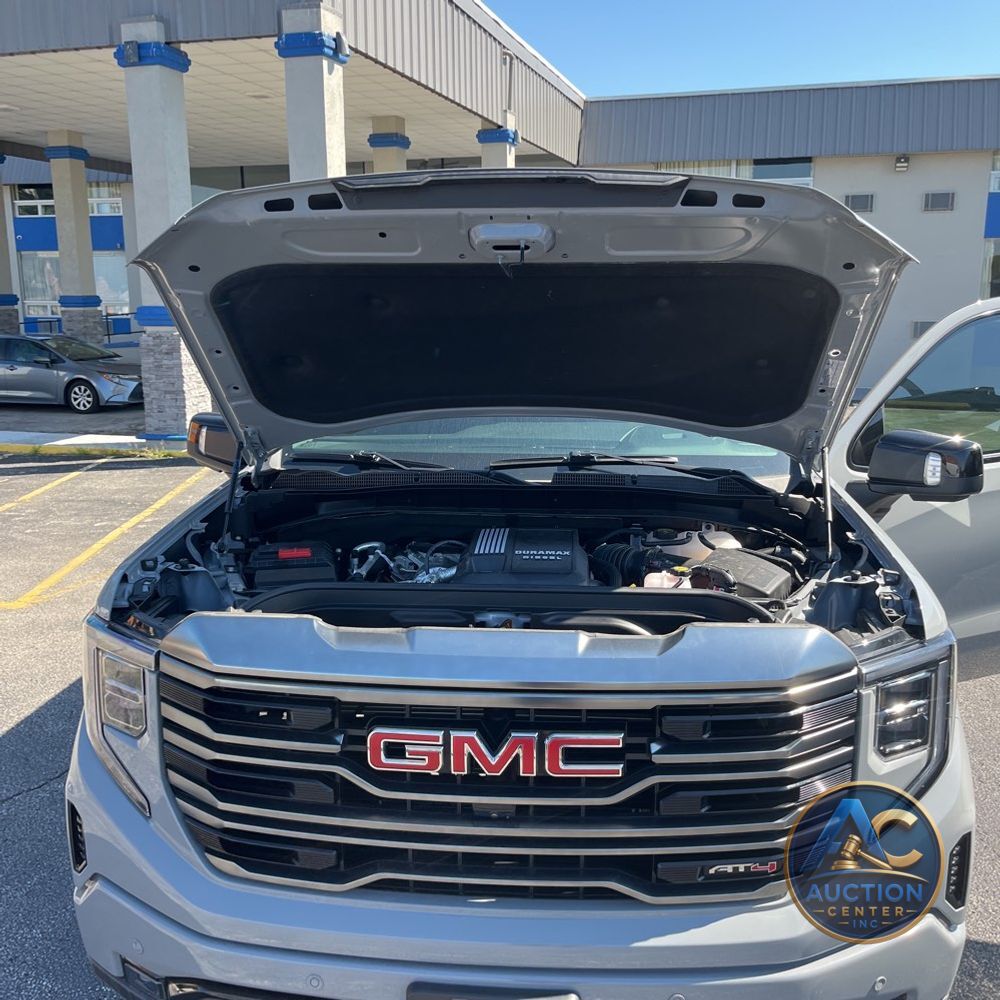 2024 GMC Sierra 1500 AT4