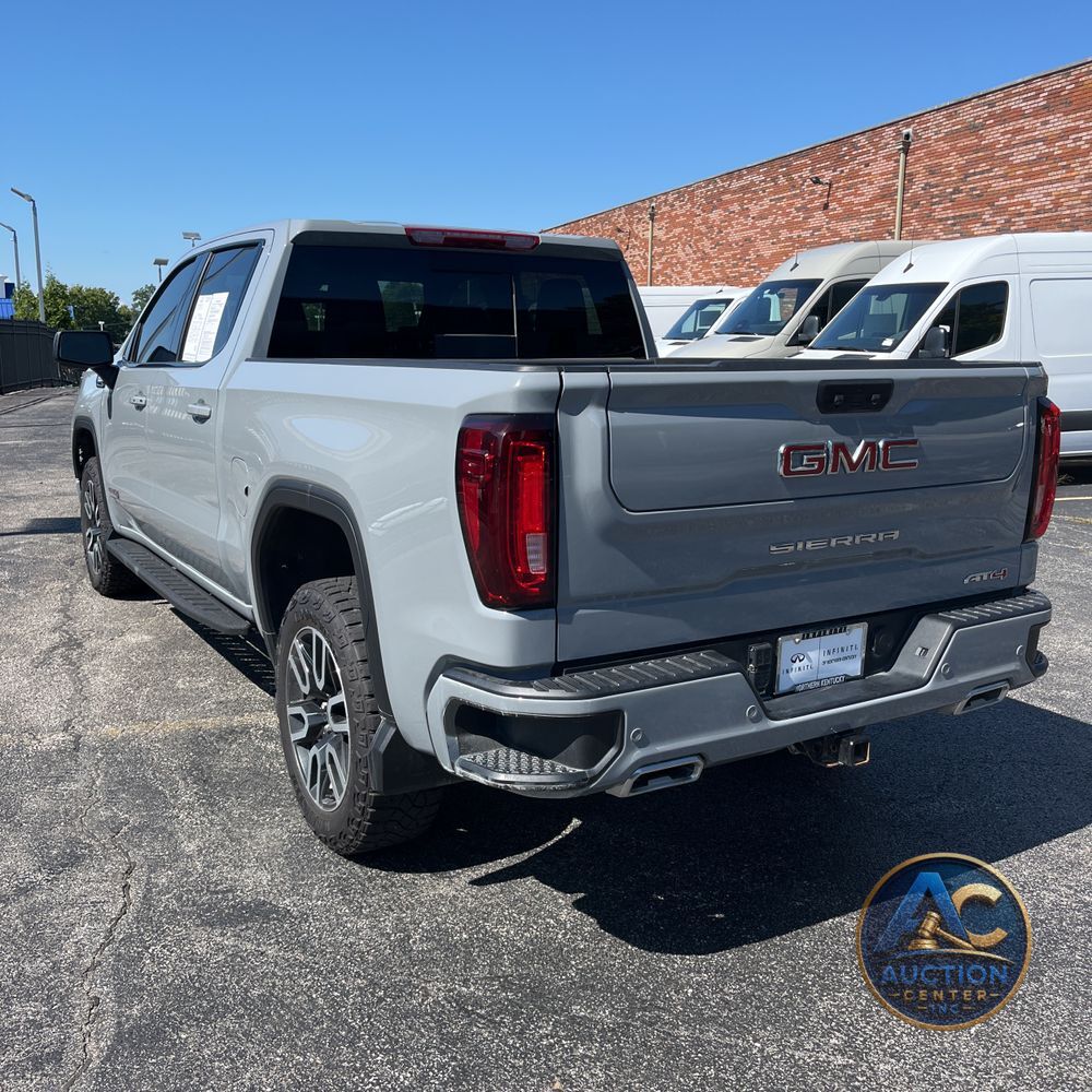 2024 GMC Sierra 1500 AT4