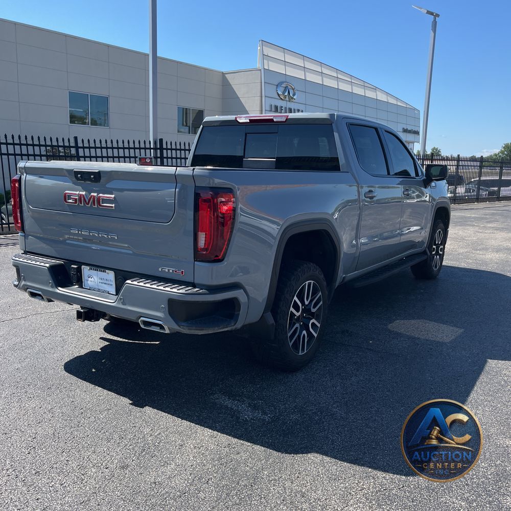 2024 GMC Sierra 1500 AT4