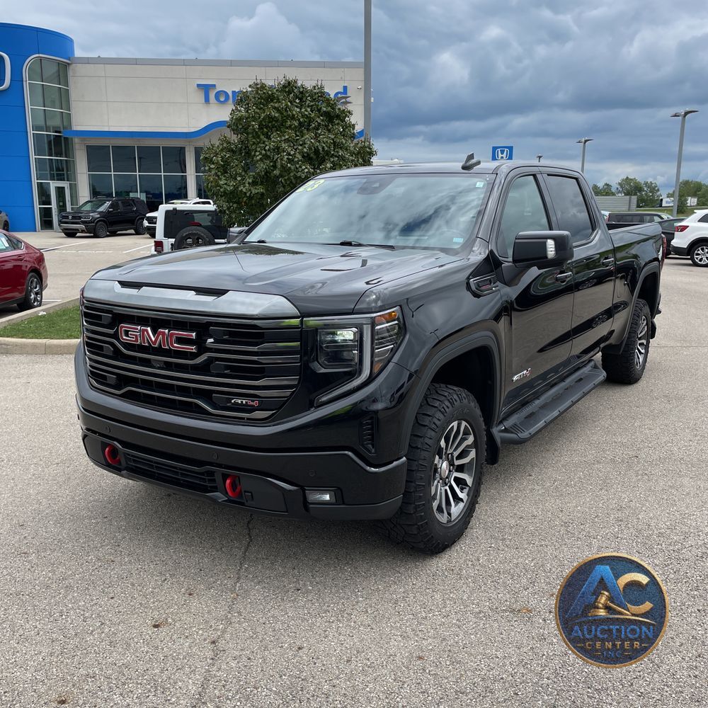2023 GMC Sierra 1500 AT4