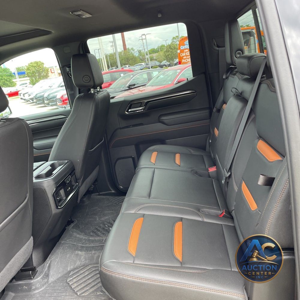 2023 GMC Sierra 1500 AT4