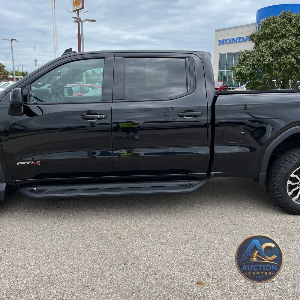 2023 GMC Sierra 1500 AT4