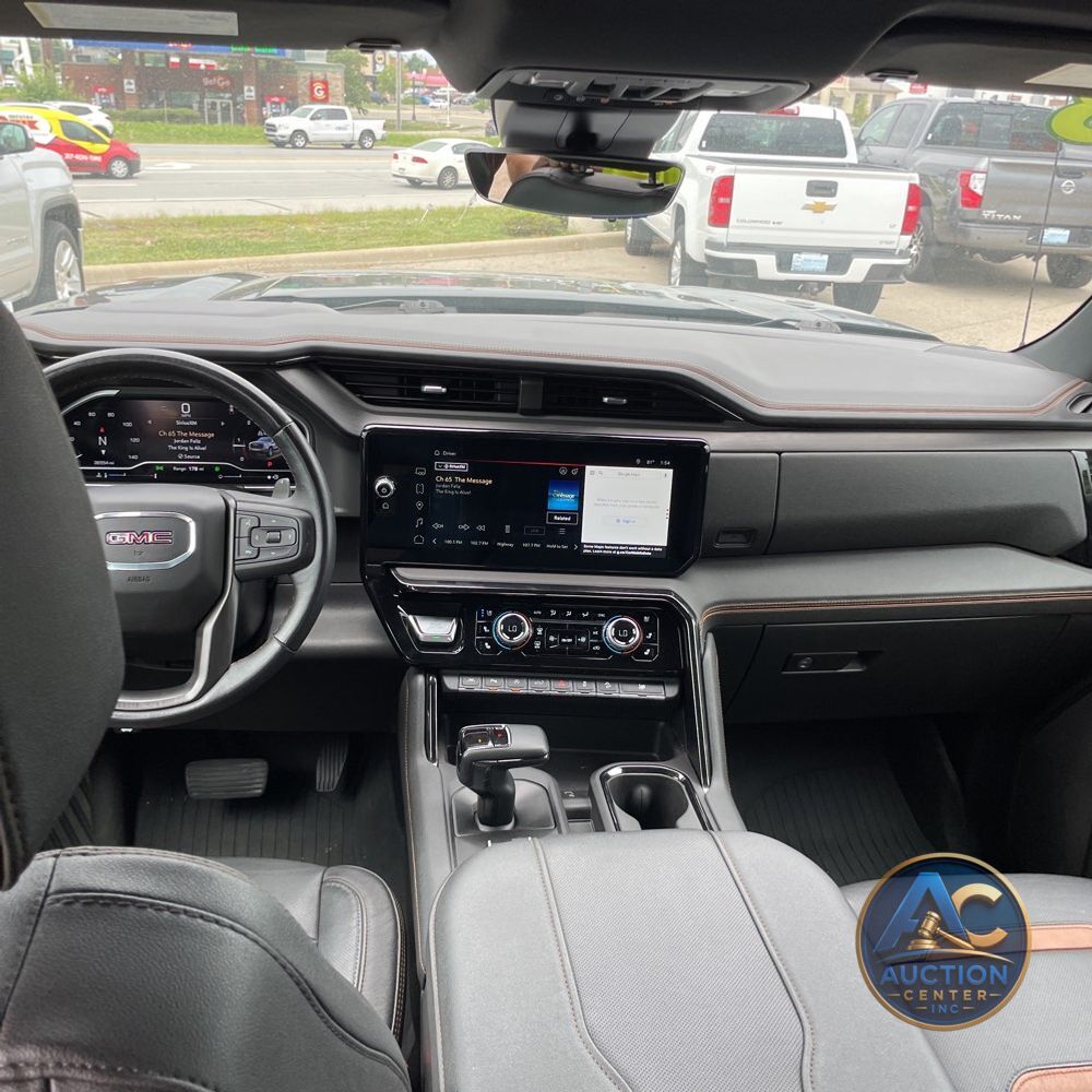 2023 GMC Sierra 1500 AT4
