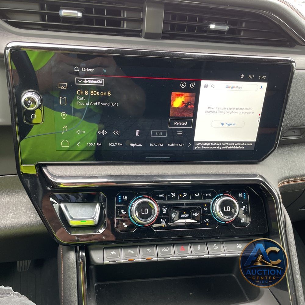 2023 GMC Sierra 1500 AT4