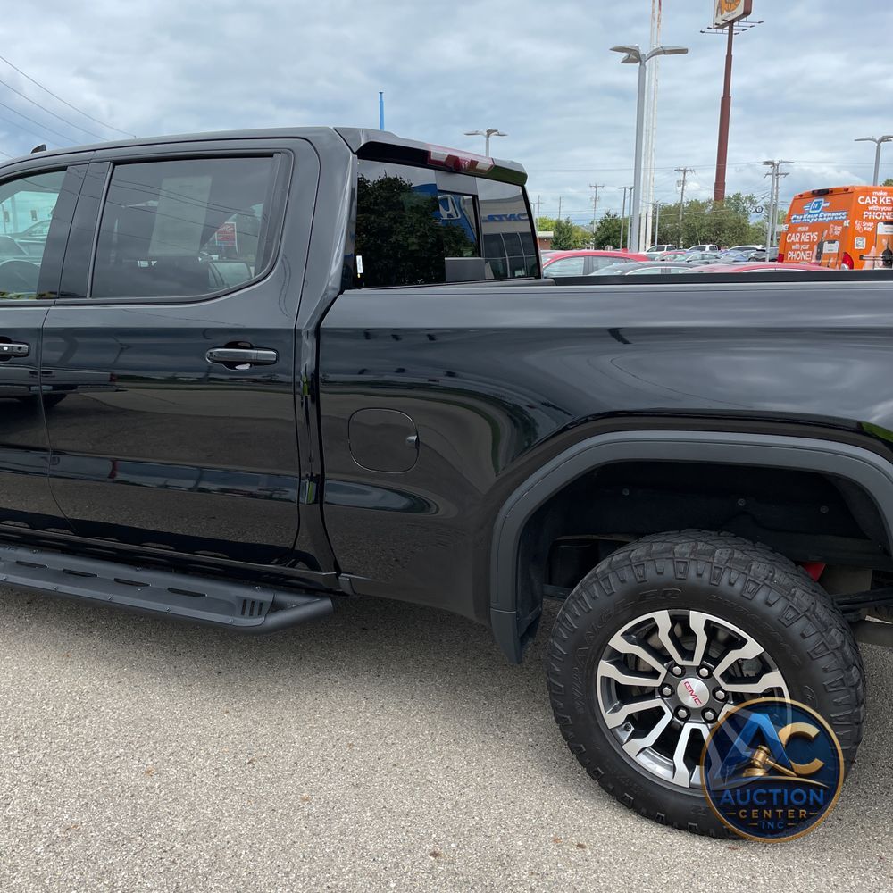 2023 GMC Sierra 1500 AT4