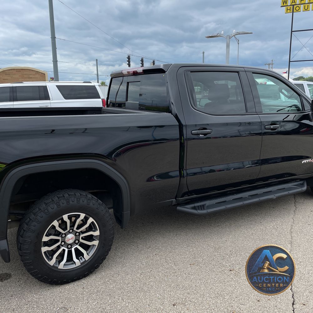 2023 GMC Sierra 1500 AT4