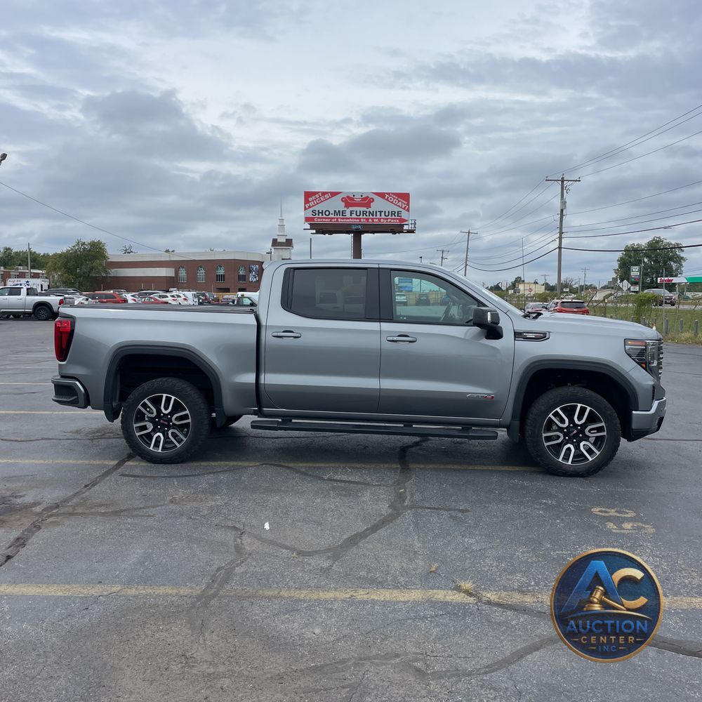 2023 GMC Sierra 1500 AT4