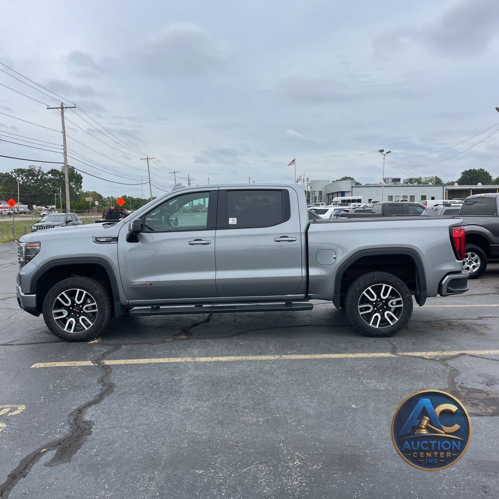 2023 GMC Sierra 1500 AT4