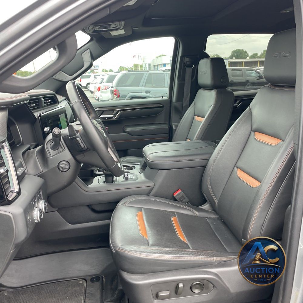 2023 GMC Sierra 1500 AT4