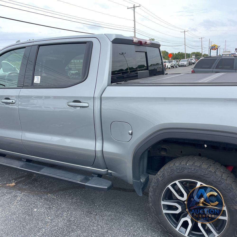 2023 GMC Sierra 1500 AT4