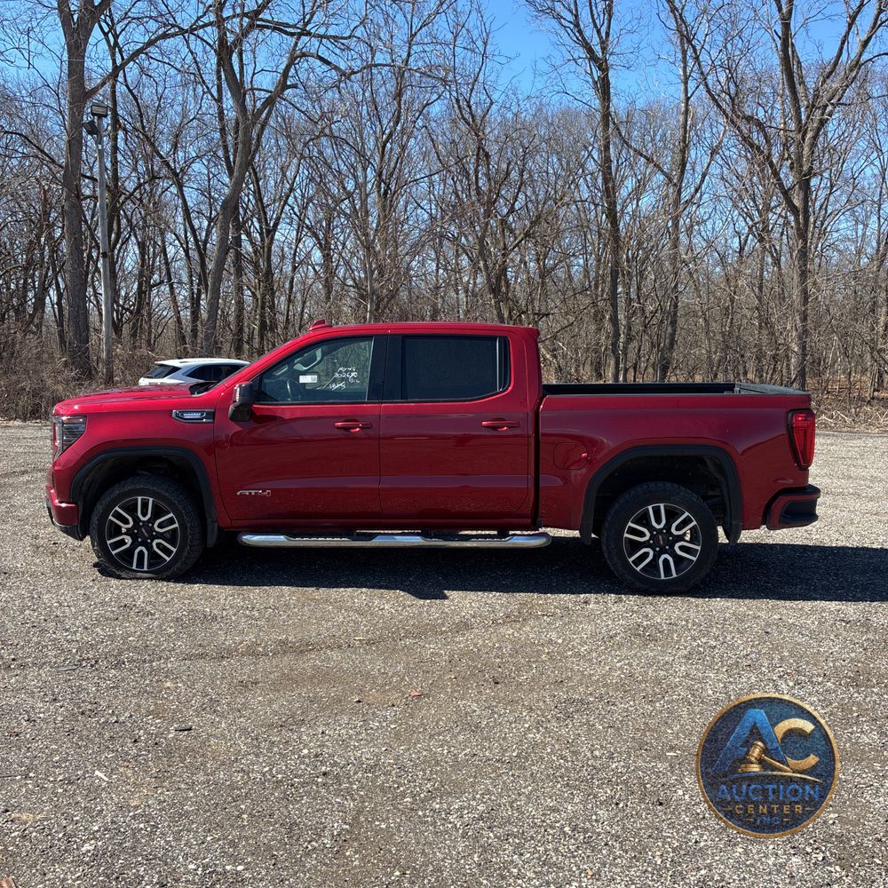 2023 GMC Sierra 1500 AT4