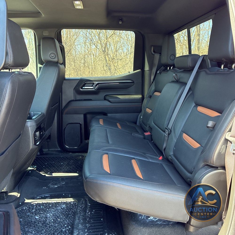 2023 GMC Sierra 1500 AT4