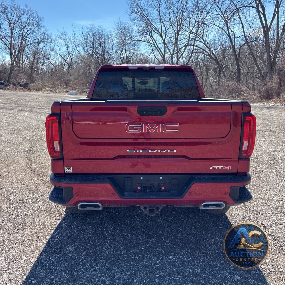 2023 GMC Sierra 1500 AT4