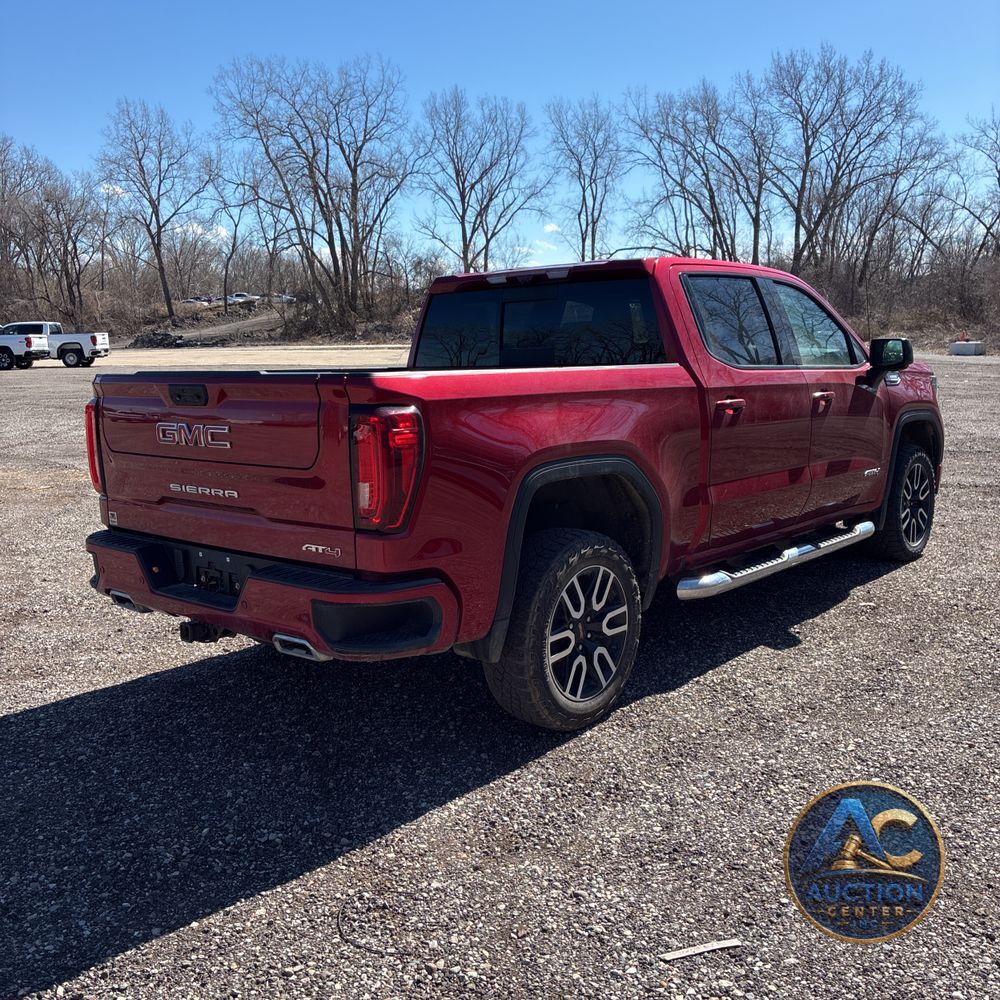 2023 GMC Sierra 1500 AT4