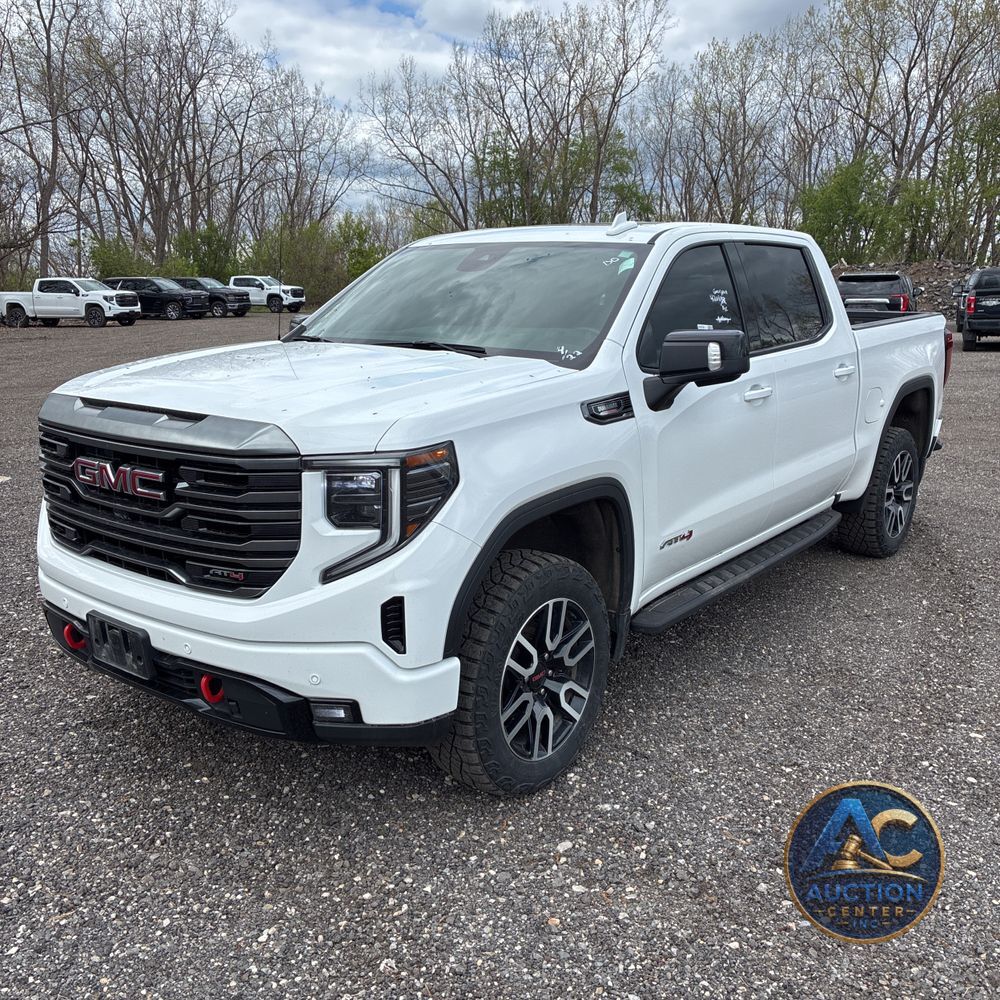 2024 GMC Sierra 1500 AT4