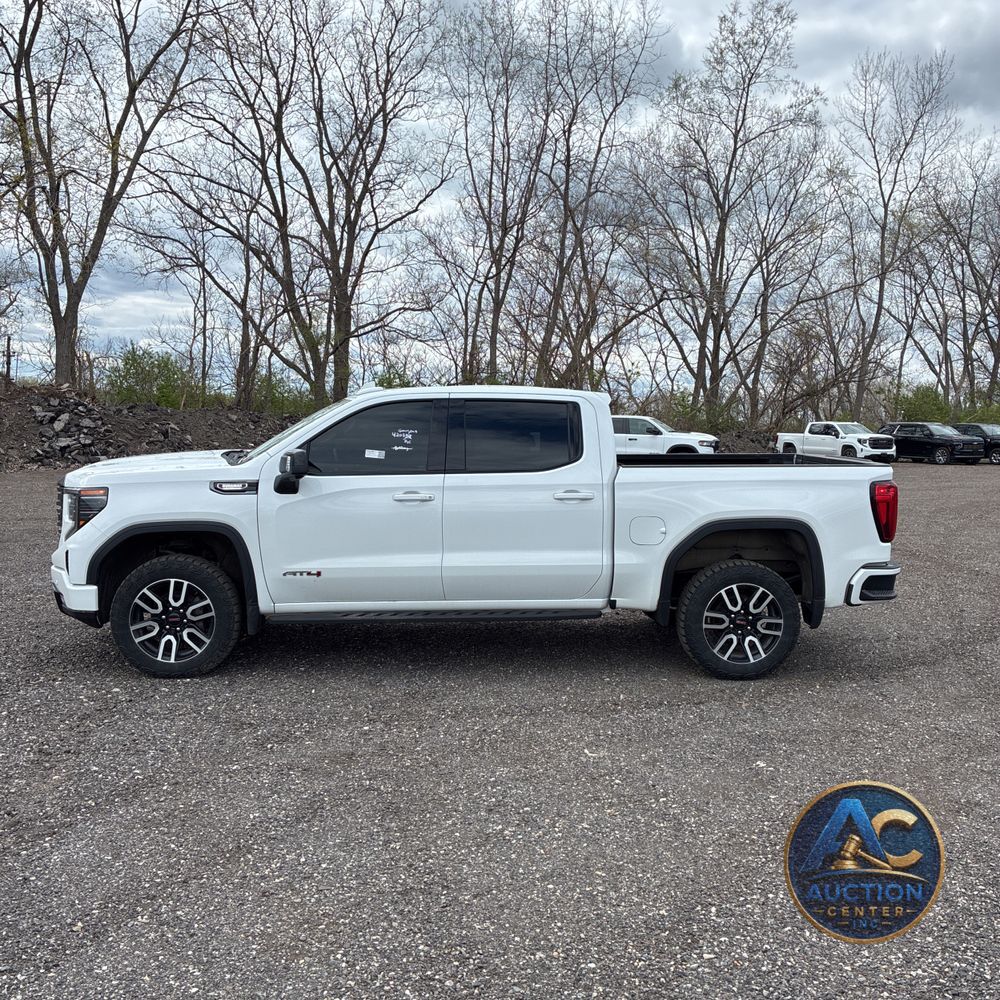 2024 GMC Sierra 1500 AT4