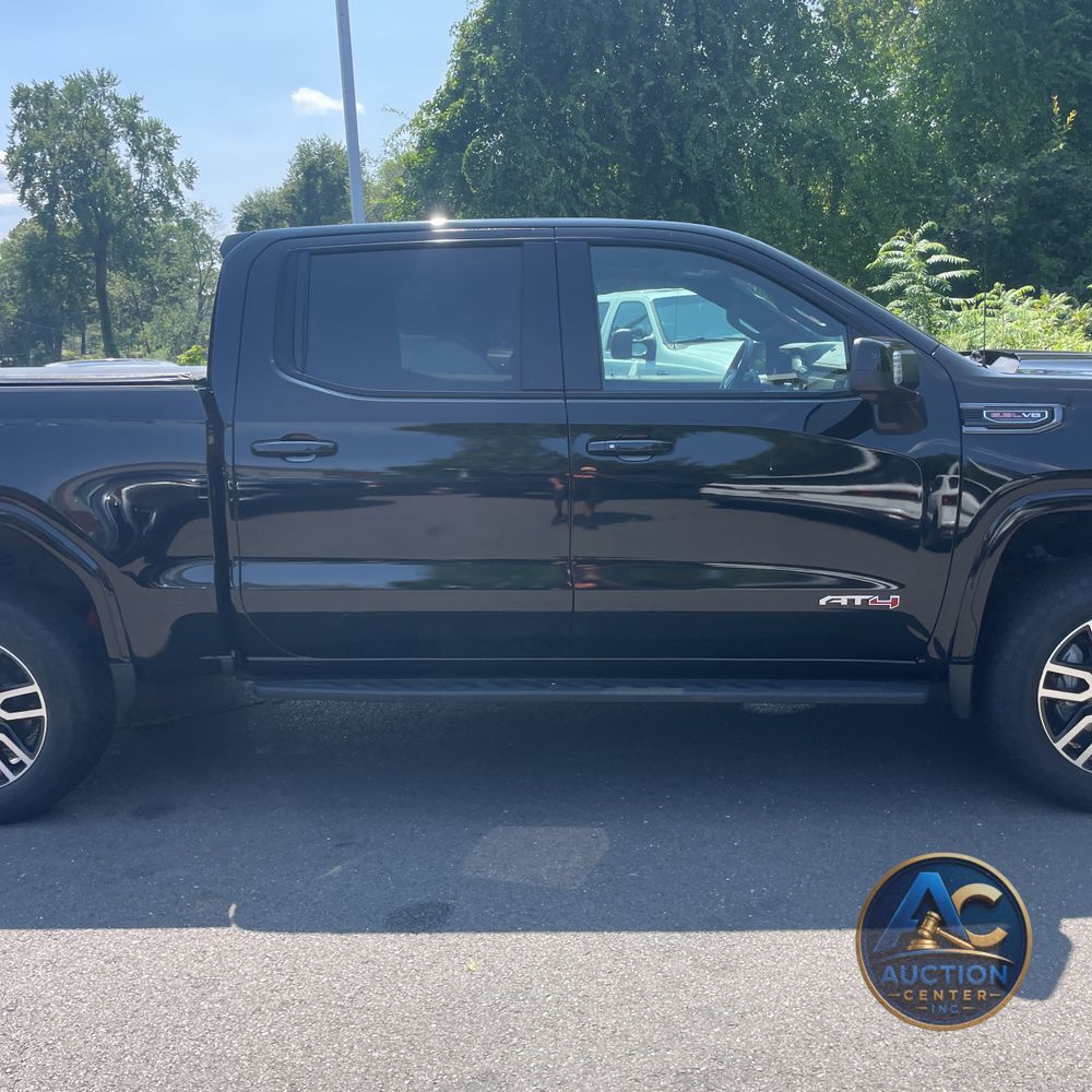 2023 GMC Sierra 1500 AT4