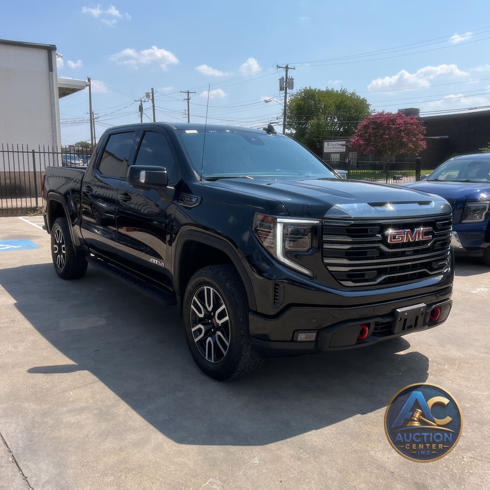 2023 GMC Sierra 1500 AT4