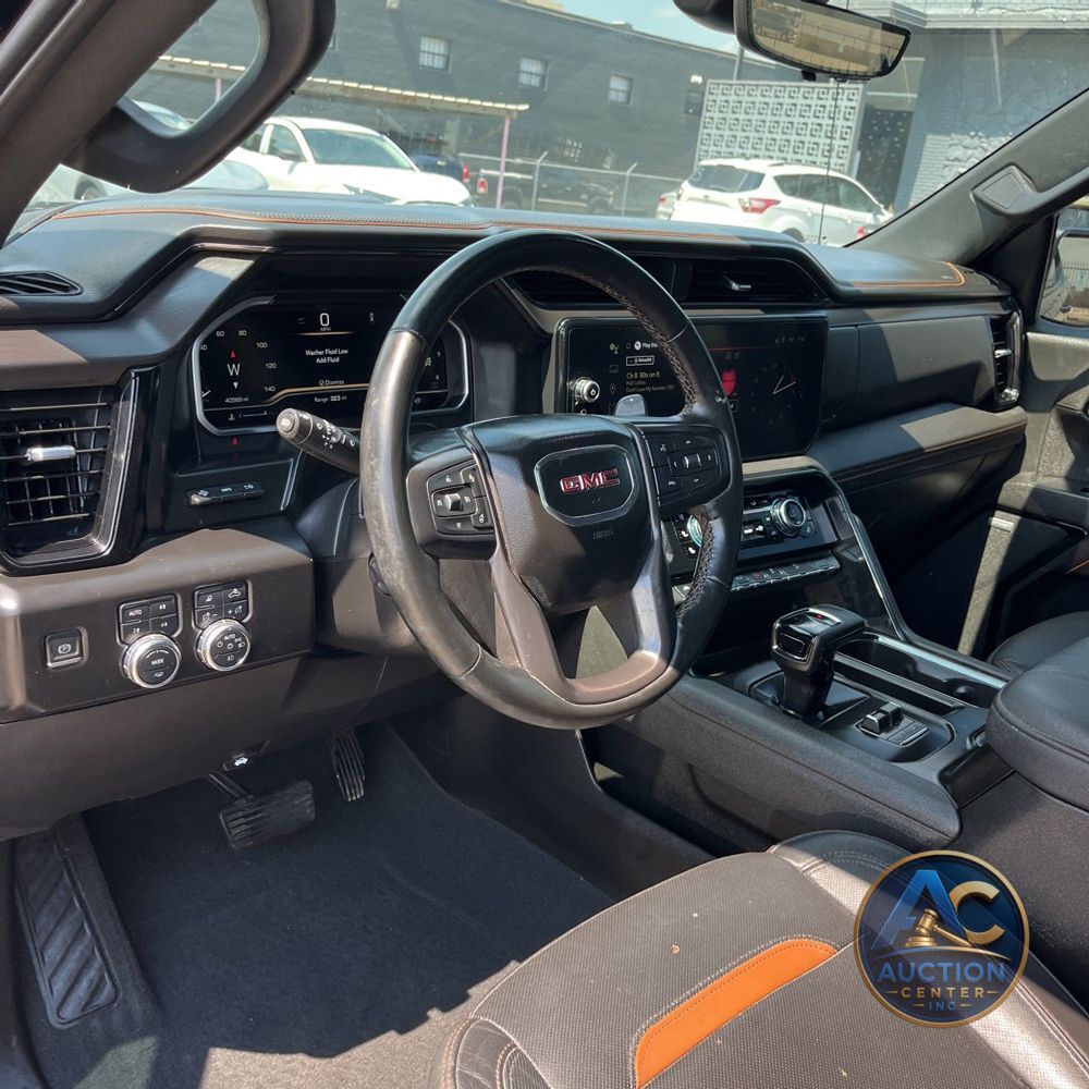 2023 GMC Sierra 1500 AT4