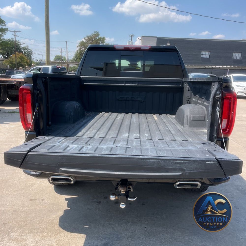 2023 GMC Sierra 1500 AT4