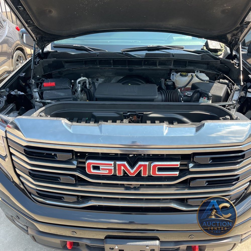 2023 GMC Sierra 1500 AT4
