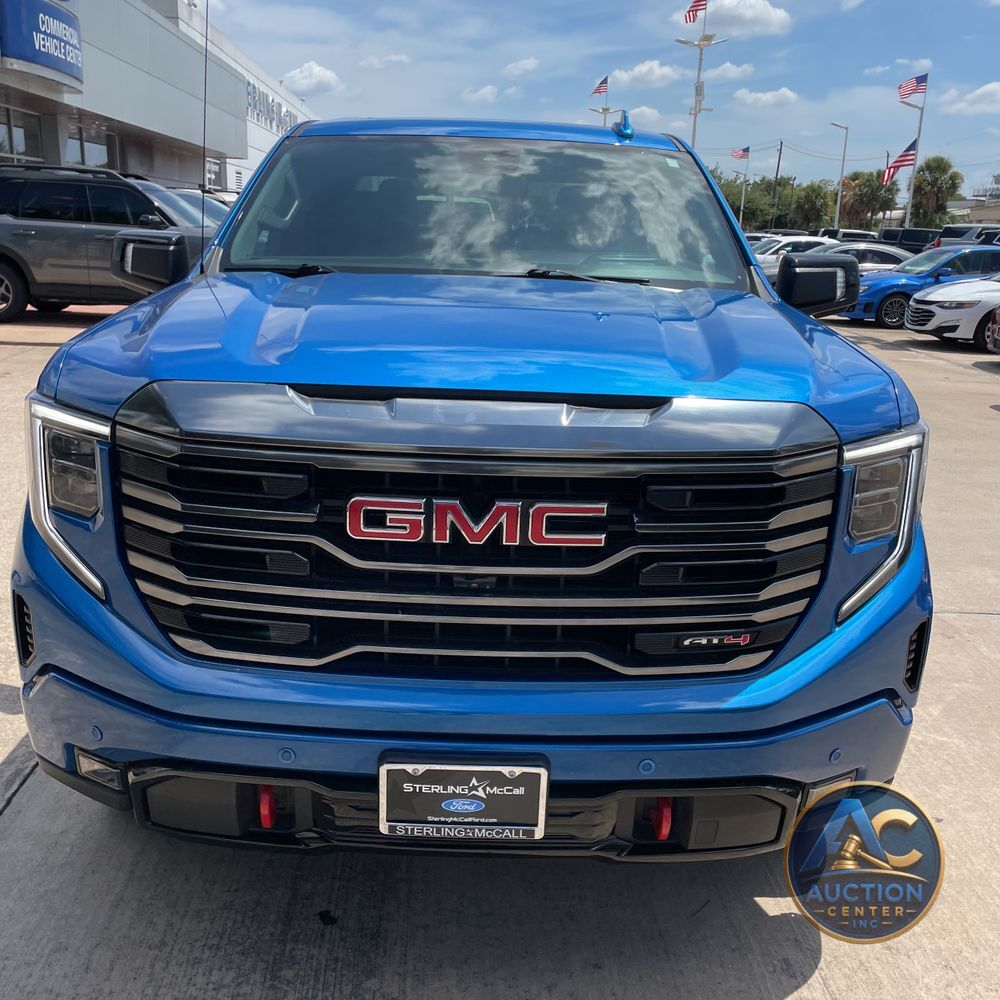 2024 GMC Sierra 1500 AT4