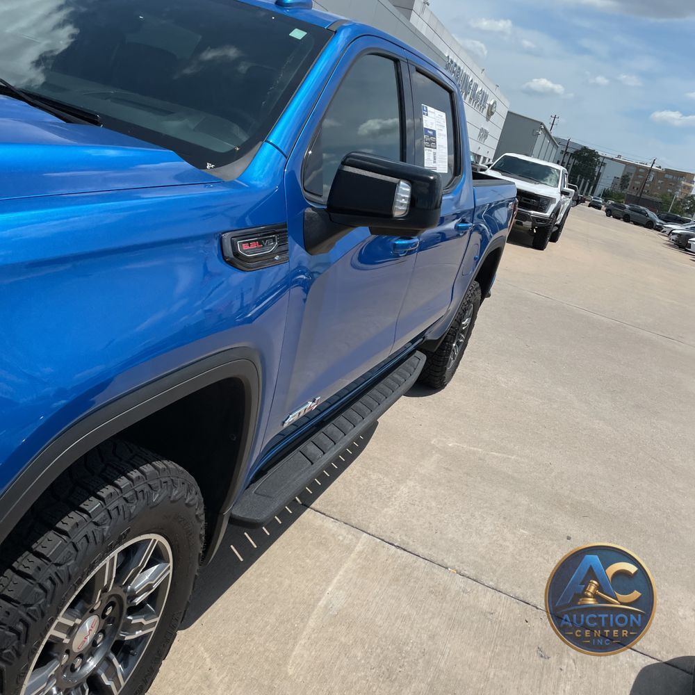 2024 GMC Sierra 1500 AT4