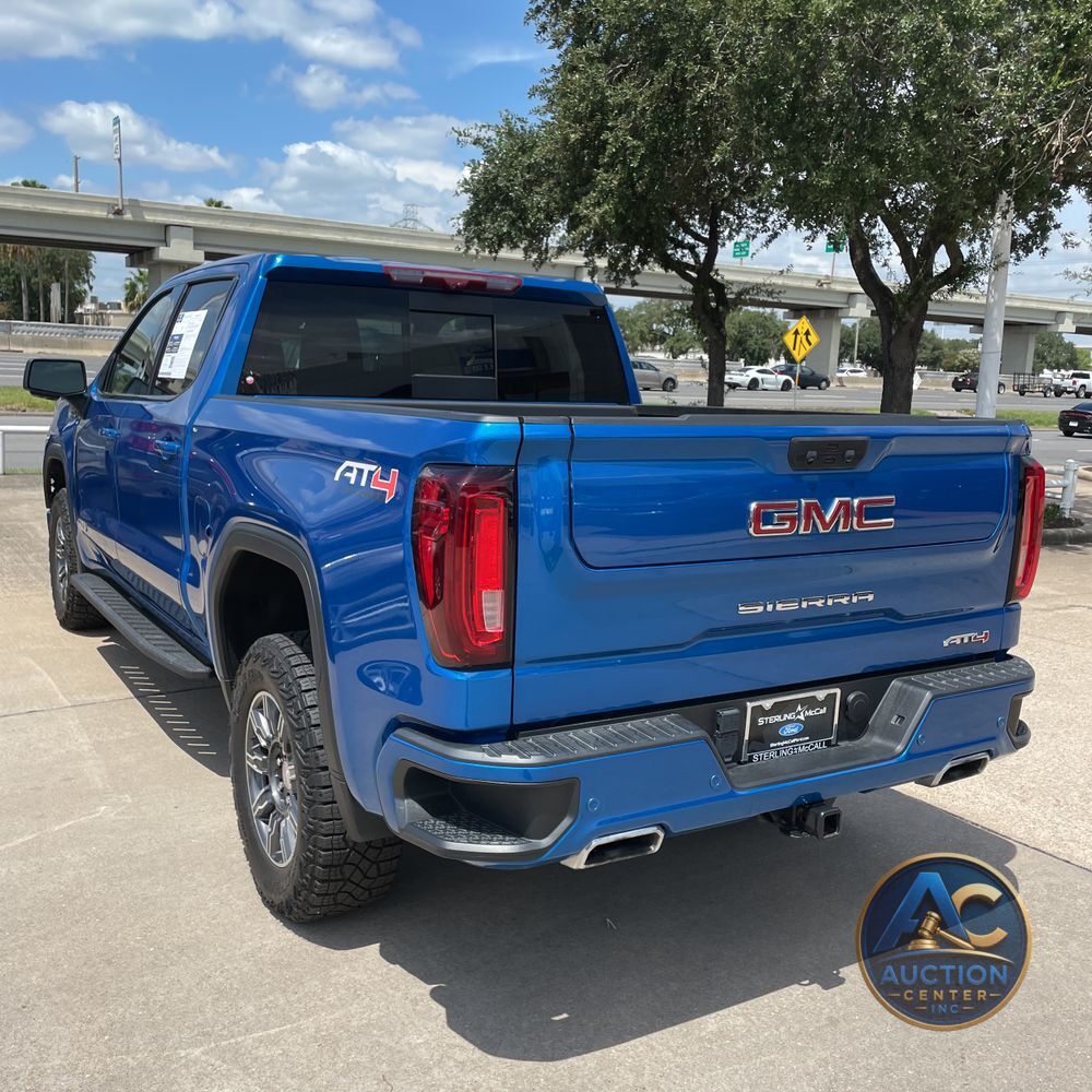 2024 GMC Sierra 1500 AT4