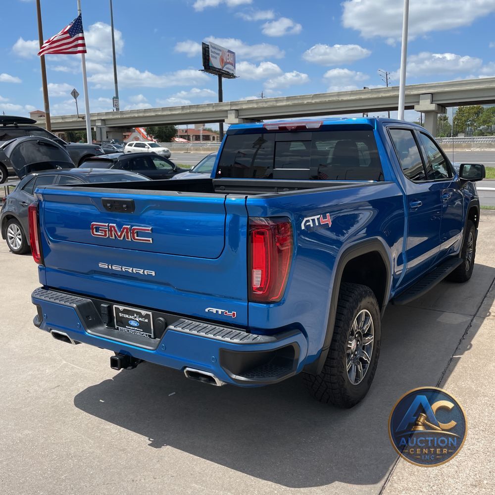 2024 GMC Sierra 1500 AT4