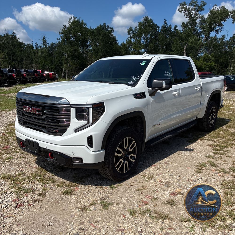 2023 GMC Sierra 1500 AT4